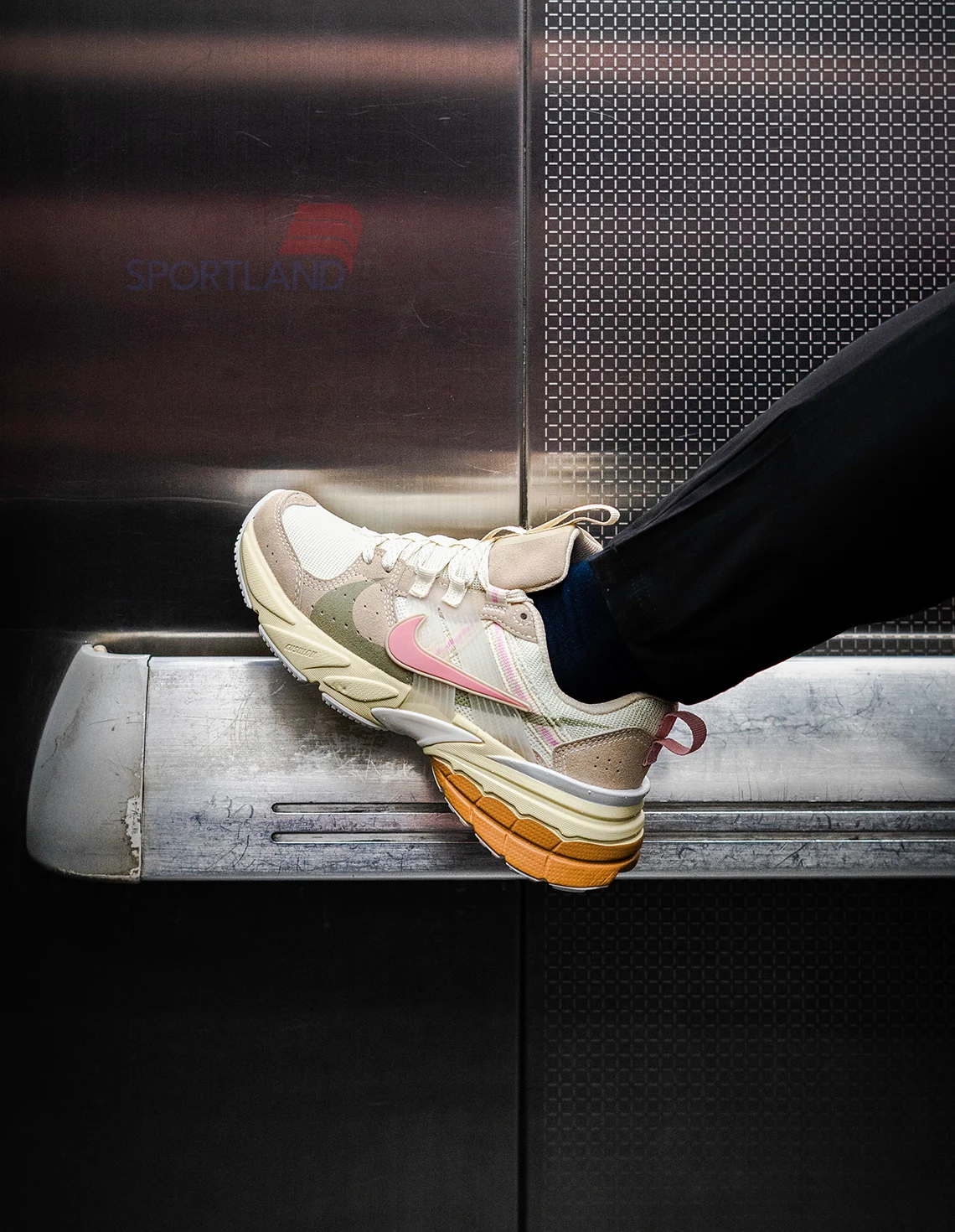 کتونی دویدن زنانه نایک Nike V2K Runtek W
